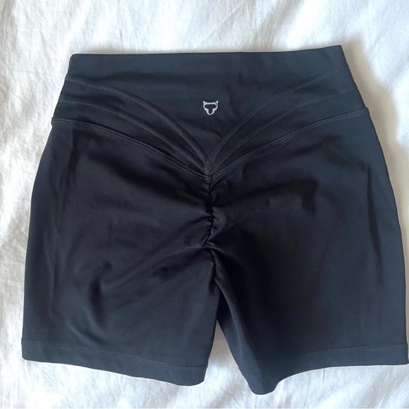 Set of 4 🏋️ Tom Tiger Workout Shorts - Picture 7 of 9